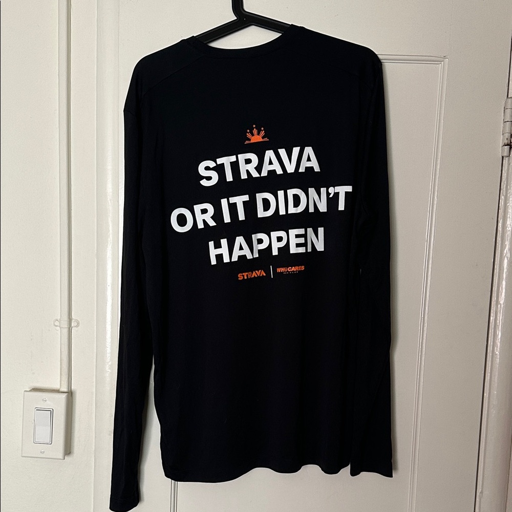 NWOT Strava Long Sleeve Tee